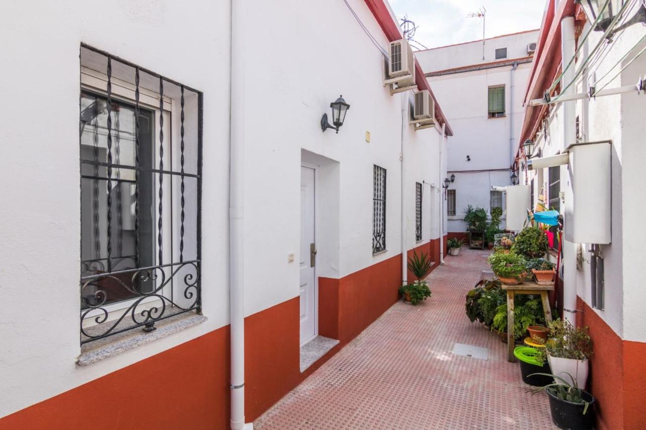 Adosado Cerca Plaza Castilla - Apartamento Cuzco Madrid Eksteriør billede