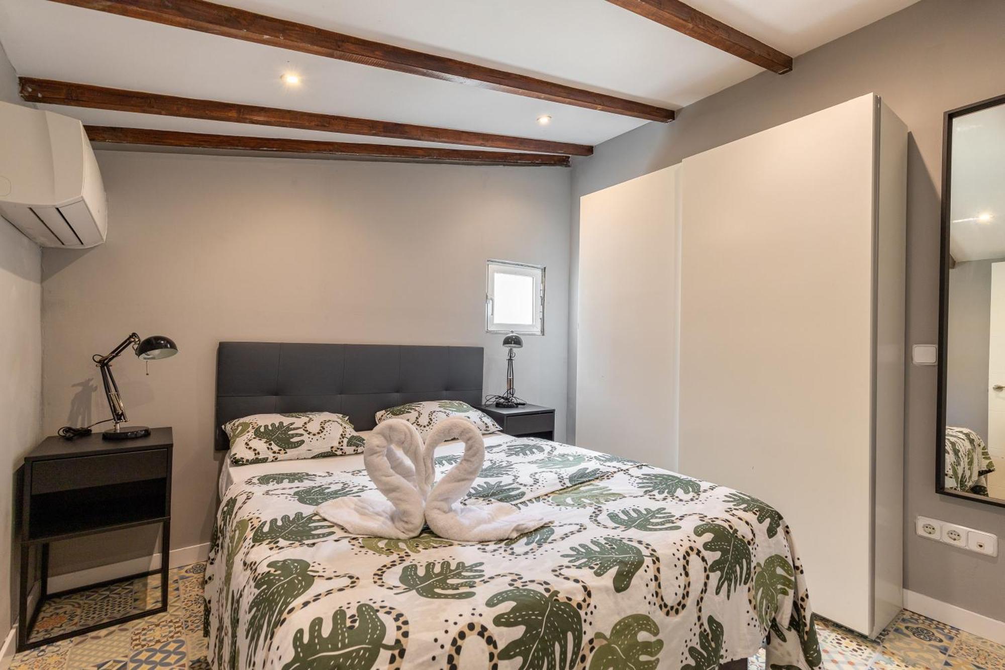 Adosado Cerca Plaza Castilla - Apartamento Cuzco Madrid Eksteriør billede